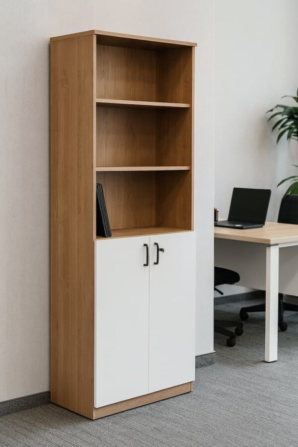 Офис шкаф с пет рафта и врати