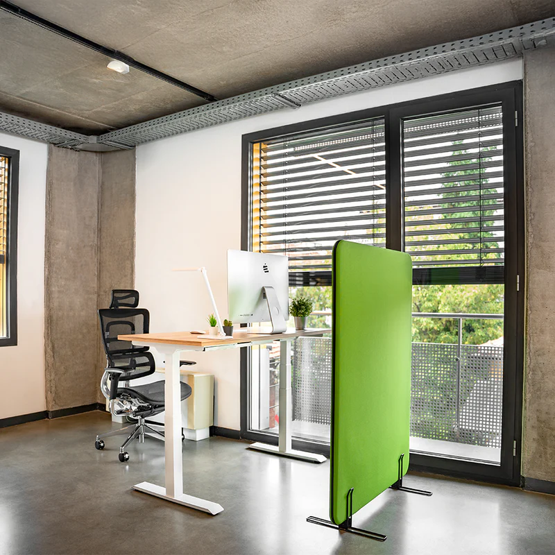 ergo_desk_pro_office_empty