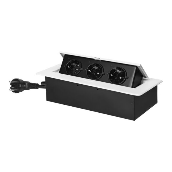 Мебелна кутия за вграждане 3xP+E. Бяла