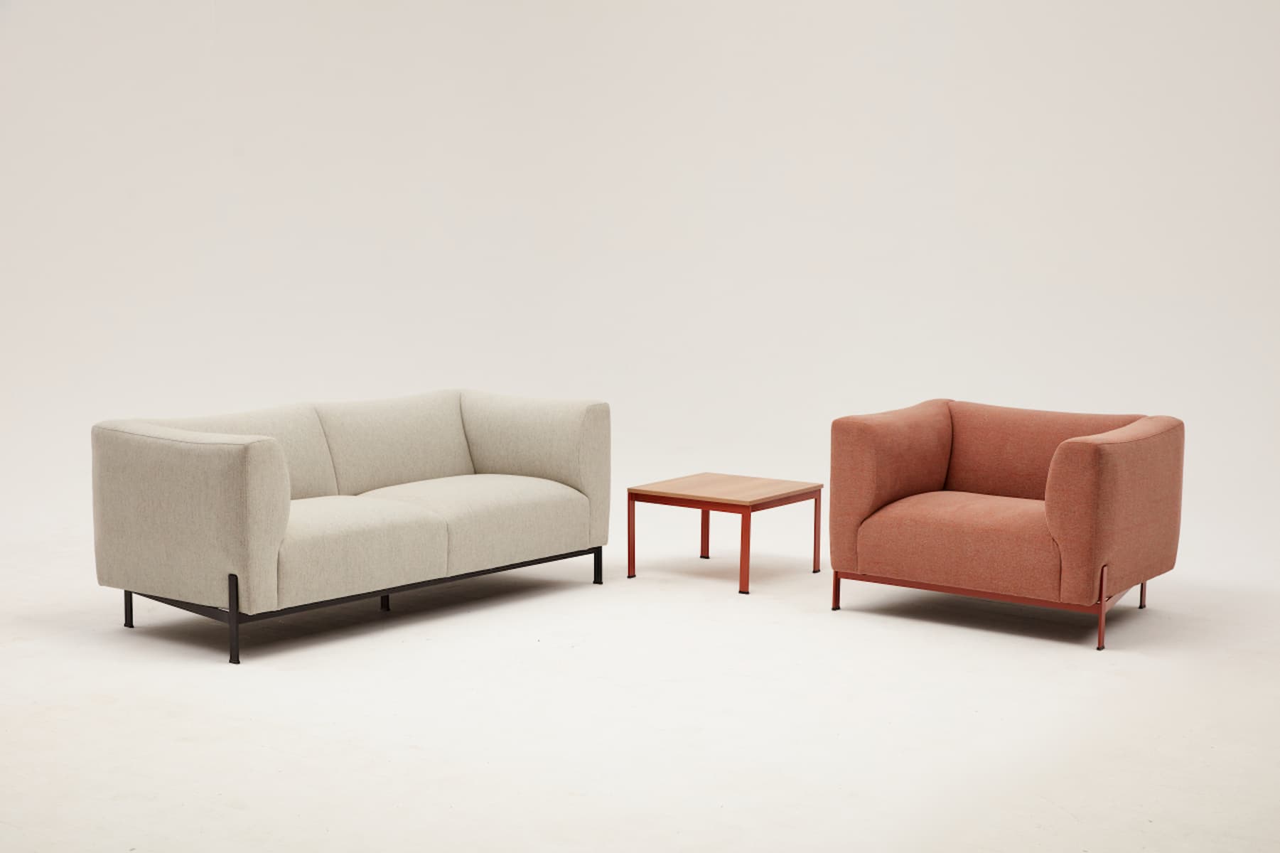 Дизайнерско кресло KROSA за офиси и чакални