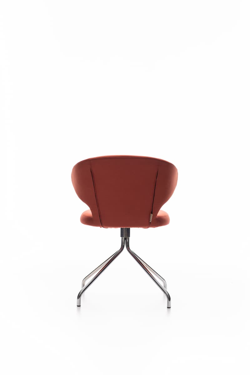 Конферентен офис стол MOON с ергономична седалка и опция за различни основи – конферентен, работен, посетителски или бар стол, с богат избор от дамаски.